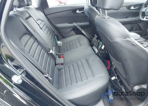 2023 Kia Forte Gt-Line z USA, uszkodzony, nr VIN 3KPF54AD0PE660237